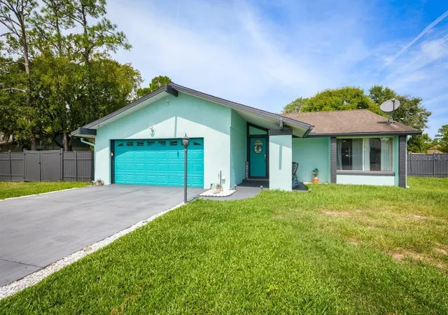 1st image of 3 Clark Ln, Palm Coast, FL 32137 | MLS# TB8541933