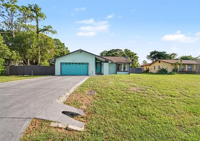 2nd image of 3 Clark Ln, Palm Coast, FL 32137 | MLS# TB8541933