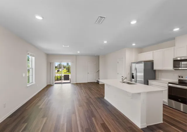 2nd image of 12086 Shine View Ln, Winter Garden, FL 34787 | MLS# O6436174