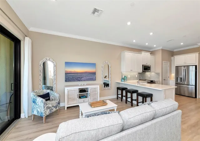 5th image of 5589 Cannes Cir #4-102, Sarasota, FL 34231 | MLS# A4703902