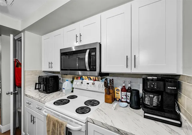 2nd image of 5060 76Th Ave N, PINELLAS PARK, FL 33781