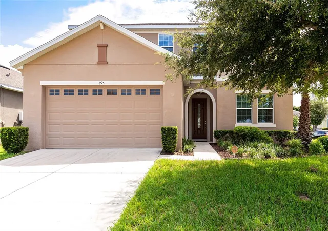 Photo 1 of Single family home for sale at 995 Karst Tree Ln, Apopka, FL 32703 | MLS# O6436183 | Listing updated on 2026-09-04