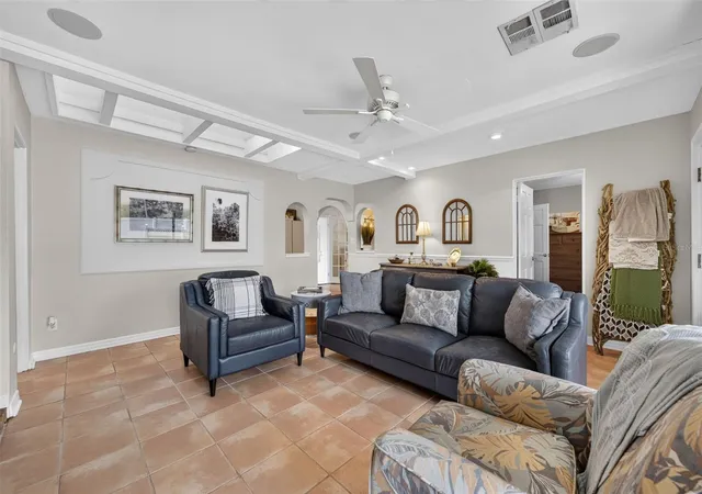 Photo 4 of Single family home for sale at 790 S Lake Sybelia Dr, Maitland, FL 32751 | MLS# O6436185 | Listing updated on 2026-10-07