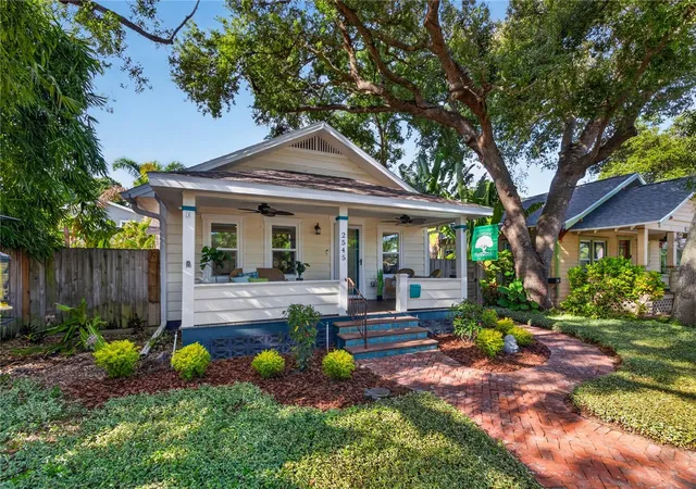 Photo 3 of Single family home for sale at 2545 2nd Avenue N, Saint Petersburg, FL 33713 | MLS# TB8541958 | Listing updated on 2026-09-14