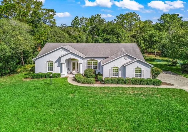 Photo 1 of Single family home for sale at 11011 Sw 53rd Cir, Ocala, FL 34476 | MLS# OM730967 | Listing updated on 2026-08-30