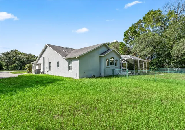 Photo 23 of Single family home for sale at 11011 Sw 53rd Cir, Ocala, FL 34476 | MLS# OM730967 | Listing updated on 2026-08-30