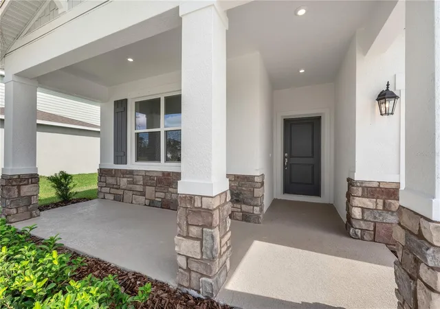 3rd image of 9198 Harris Hawk Dr, Leesburg, FL 34788 | MLS# O6436194