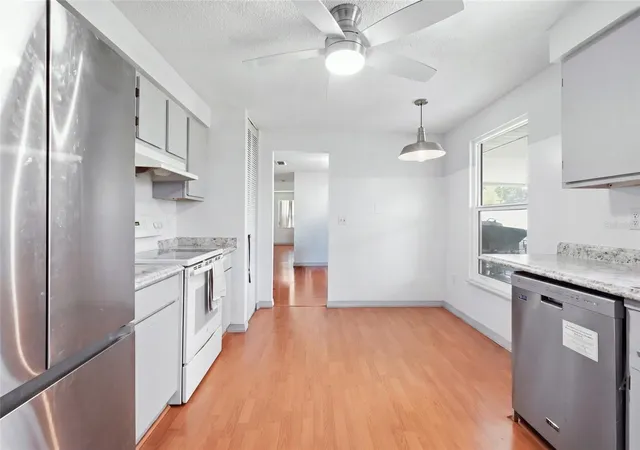 Photo 3 of Single family home for sale at 3403 68th Street W, Bradenton, FL 34209 | MLS# A4703908 | Listing updated on 2026-09-12