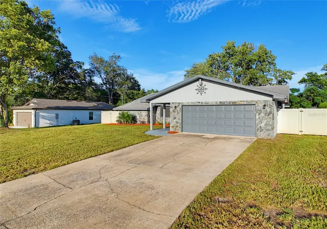 Photo 4 of Single family home for sale at 5442 Parnell Ave, Spring Hill, FL 34608 | MLS# W7888870 | Listing updated on 2026-08-27
