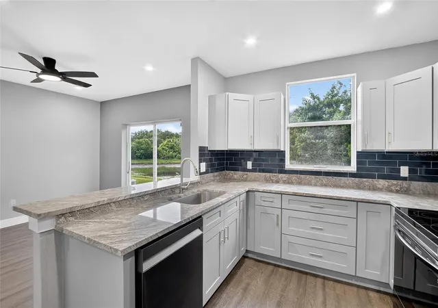 Photo 3 of Townhouse for sale at 6236 Olivedale Dr, Riverview, FL 33578 | MLS# TB8541980 | Listing updated on 2026-09-23