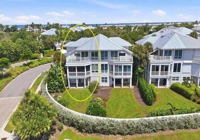 Photo 3 of Townhouse for sale at 700 S Harbor Dr, Boca Grande, FL 33921 | MLS# D6148540 | Listing updated on 2026-09-19