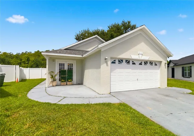 Photo 2 of Single family home for sale at 2412 Sonja Ct, Kissimmee, FL 34743 | MLS# O6436218 | Listing updated on 2026-09-06