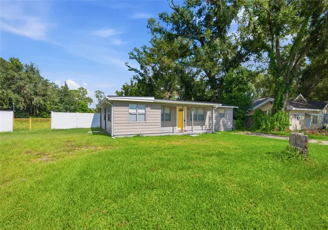 Single family home for sale at 1150 Plateau Ave, LAKELAND, FL 33815 | MLS# TB8541992
