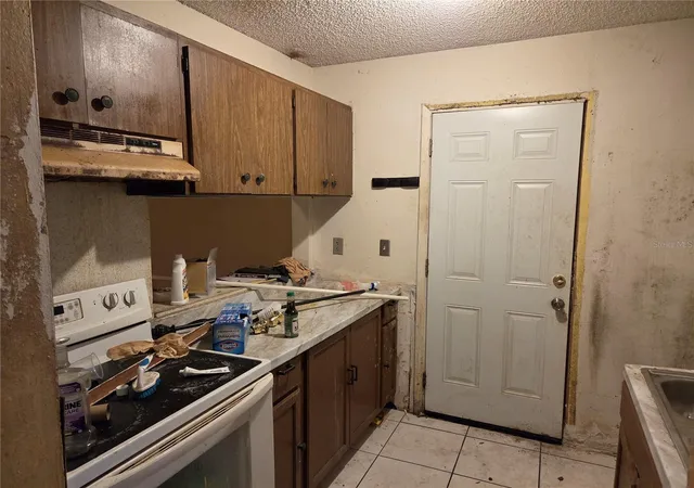 Photo 2 of Sale Pending at 913 E 22nd Avenue #A/B, Tampa, FL 33605 | MLS# TB8541993 | Listing updated on 2026-09-21