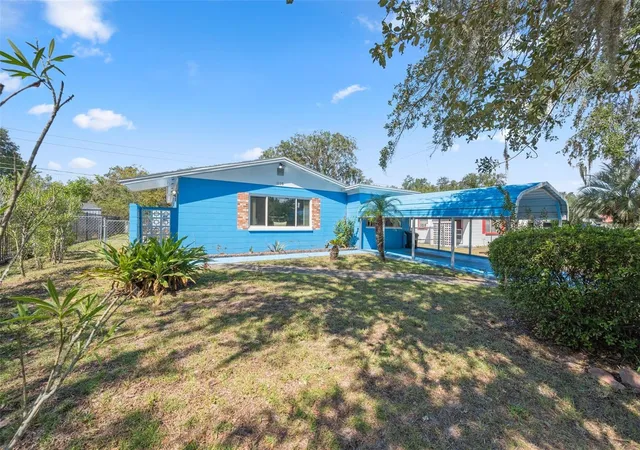 Photo 2 of Single family home for sale at 1118 SE 19th Street, Gainesville, FL 32641 | MLS# GC542970 | Listing updated on 2026-10-02