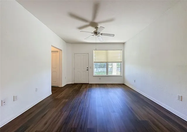 Photo 4 of Condo for sale at 1015 Hemingway Cir #1015, Haines City, FL 33844 | MLS# S5156216 | Listing updated on 2026-09-19