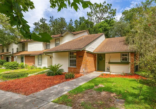 Photo 2 of Townhouse for sale at 296 N Post Way, Casselberry, FL 32707 | MLS# O6436228 | Listing updated on 2026-09-06
