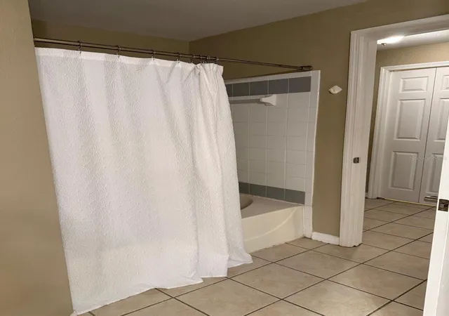 2nd image of 6663 Queens Borough Ave, ORLANDO, FL 32835