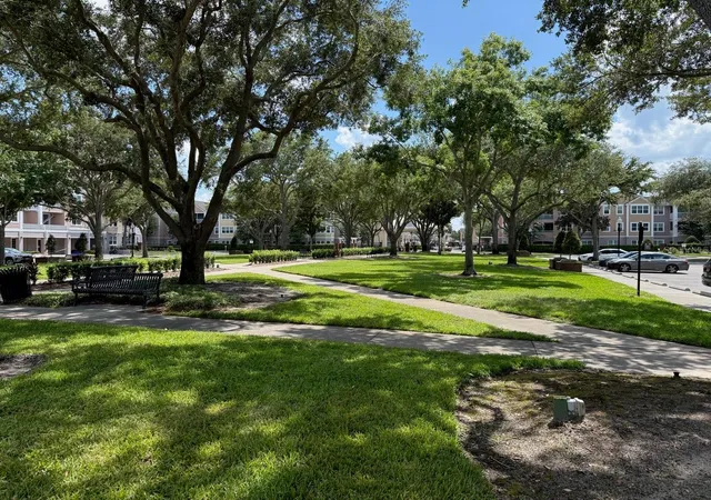 5th image of 6663 Queens Borough Ave #206, Orlando, FL 32835 | MLS# R4911871