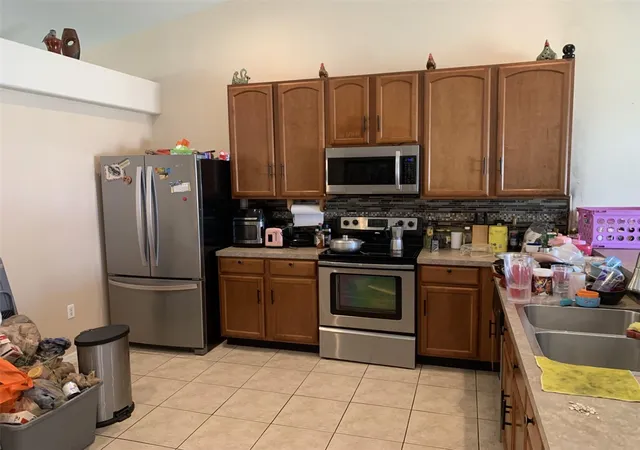 Photo 4 of Single family home for sale at 1734 Minnow Ct, Poinciana, FL 34759 | MLS# S5156221 | Listing updated on 2026-08-31