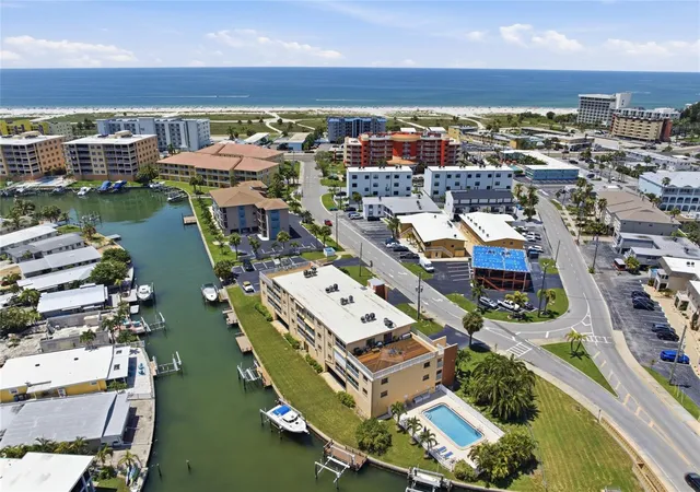 4th image of 175 116Th Ave, Treasure Island, FL 33706