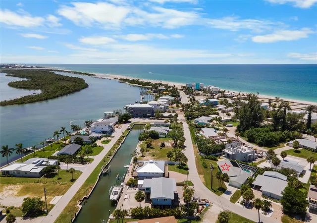 Photo 3 of Single family home for sale at 1280 Holiday Dr, Englewood, FL 34223 | MLS# D6148541 | Listing updated on 2026-09-27