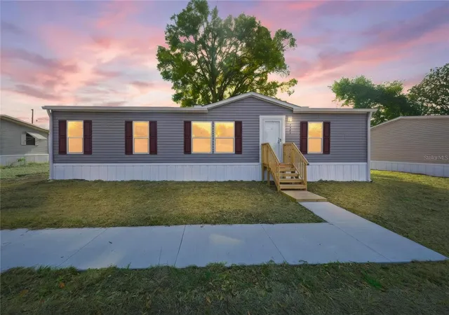 32nd image of 1560 Ne 162nd St, Citra, FL 32113 | MLS# OM730978