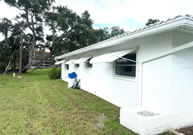 Photo 2 of Single family home for sale at 14245 93rd Avenue, Seminole, FL 33776 | MLS# GC542973 | Listing updated on 2026-09-06