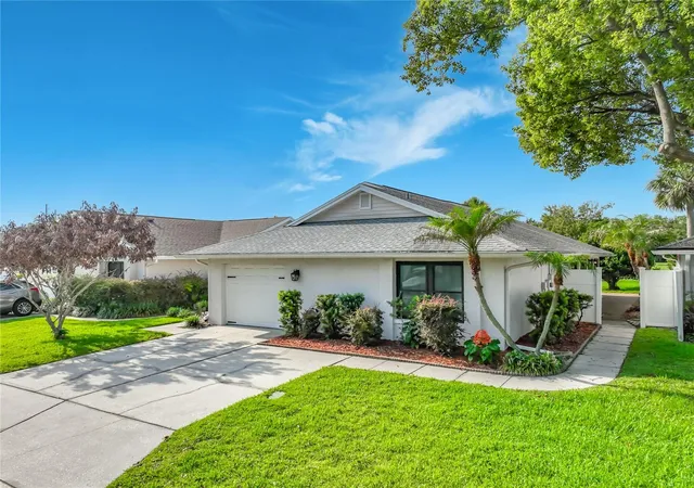 Photo 1 of Single family home for sale at 6328 Greengate Dr, Orlando, FL 32822 | MLS# O6436257 | Listing updated on 2026-09-07
