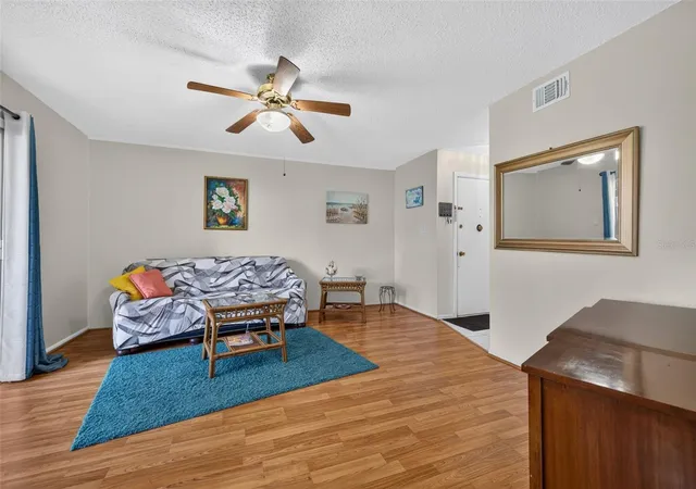 3rd image of 3585 41St Ter S, ST PETERSBURG, FL 33711