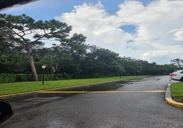 5th image of 4203 S Semoran Blvd #4, Orlando, FL 32822 | MLS# S5156233