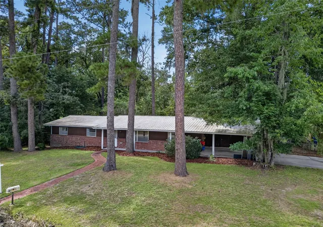 Photo 2 of Single family home for sale at 3642 Nw 49th Ln, Gainesville, FL 32605 | MLS# GC542975 | Listing updated on 2026-10-10