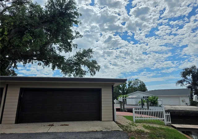 3rd image of 8816 Memorial Hwy, Tampa, FL 33615 | MLS# TB8542073