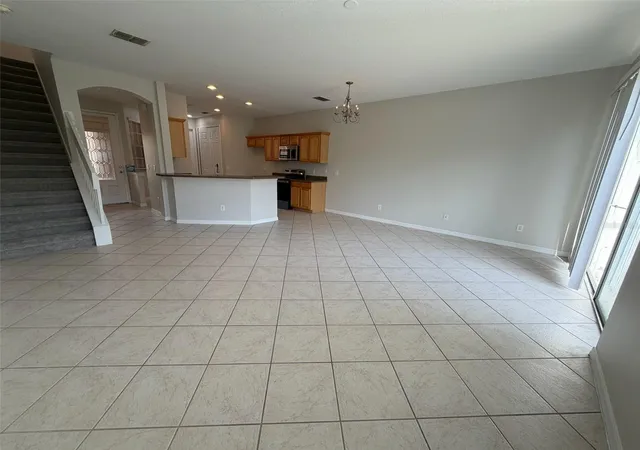 Photo 2 of Townhouse for sale at 7530 Cranes Crk Ct, Winter Park, FL 32792 | MLS# O6436269 | Listing updated on 2026-09-01