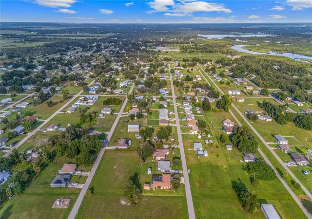 4th image of 30040 Oak Rd, Punta Gorda, FL 33982 | MLS# C7529933