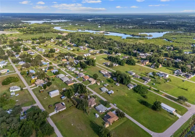 5th image of 30040 Oak Rd, Punta Gorda, FL 33982 | MLS# C7529933