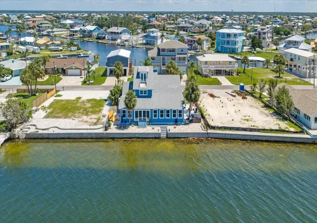 Photo 2 of Single family home for sale at 3200 Gulf Winds Cir, Hernando Beach, FL 34607 | MLS# W7888877 | Listing updated on 2026-08-27