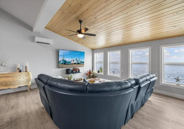 Photo 3 of Single family home for sale at 3200 Gulf Winds Cir, Hernando Beach, FL 34607 | MLS# W7888877 | Listing updated on 2026-08-27