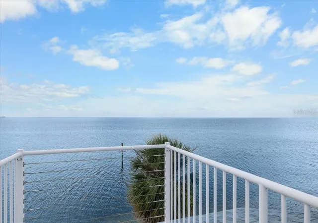 Photo 4 of Single family home for sale at 3200 Gulf Winds Cir, Hernando Beach, FL 34607 | MLS# W7888877 | Listing updated on 2026-08-27