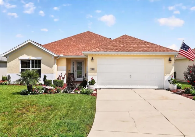 1st image of 11985 Se 91st Cir, Summerfield, FL 34491 | MLS# OM730988