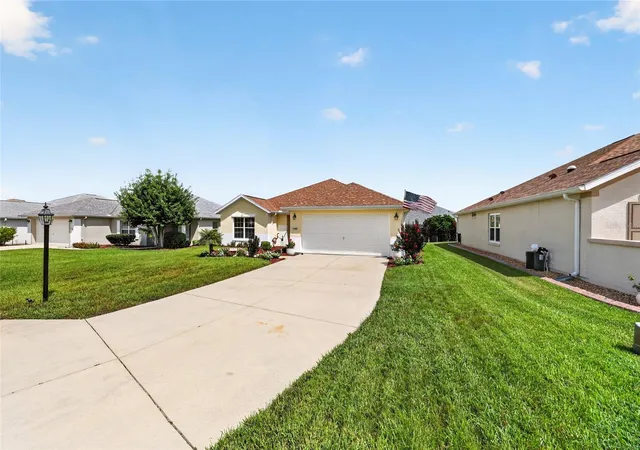 3rd image of 11985 Se 91St Cir, Summerfield, FL 34491 | MLS# OM730988