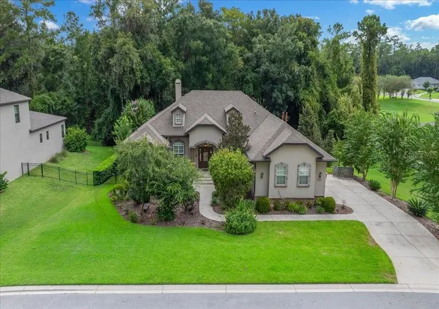 Photo 4 of Single family home for sale at 929 SE 41st Street, Ocala, FL 34480 | MLS# OM730991 | Listing updated on 2026-09-17