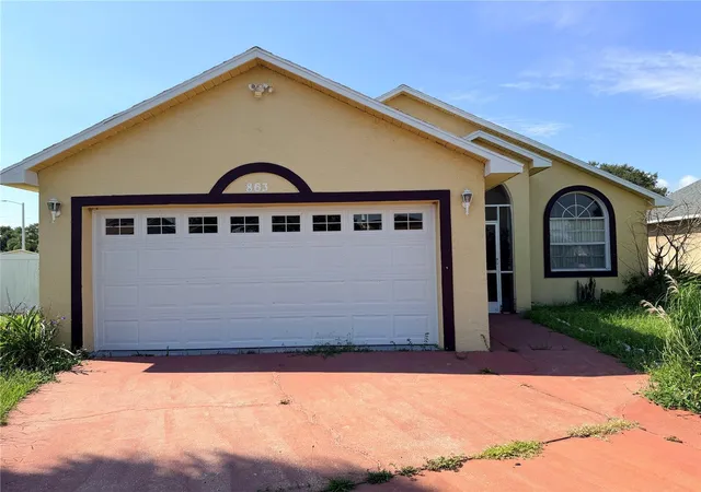 Photo 1 of Single family home for sale at 863 Country Crossing Ct, Kissimmee, FL 34744 | MLS# OM730998 | Listing updated on 2026-09-08