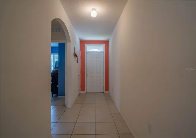 3rd image of 373 Aberdeen Dr, Davenport, FL 33896 | MLS# S5156240