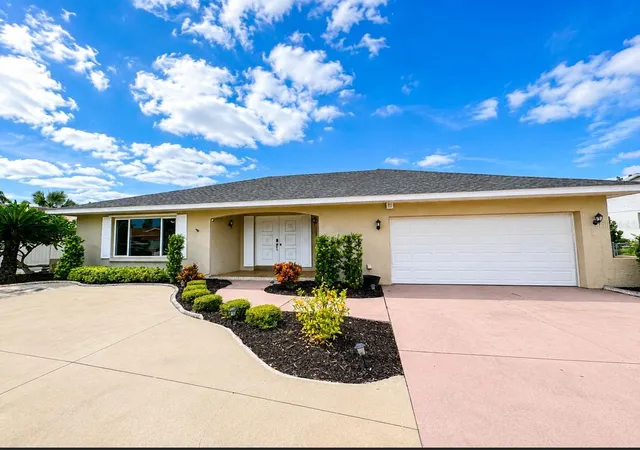 Photo 2 of Single family home for sale at 756 Flamingo Dr, Apollo Beach, FL 33572 | MLS# TB8542107 | Listing updated on 2026-08-30