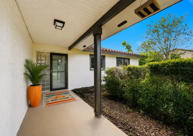 Photo 3 of Single family home for sale at 10702 William Tell Dr, Orlando, FL 32821 | MLS# O6436301 | Listing updated on 2026-10-02