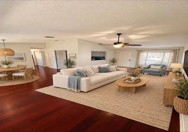 Photo 2 of House for sale at 1693 Nash Ct, Dunedin, FL 34698 | MLS# TB8542116 | Listing updated on 2026-10-28