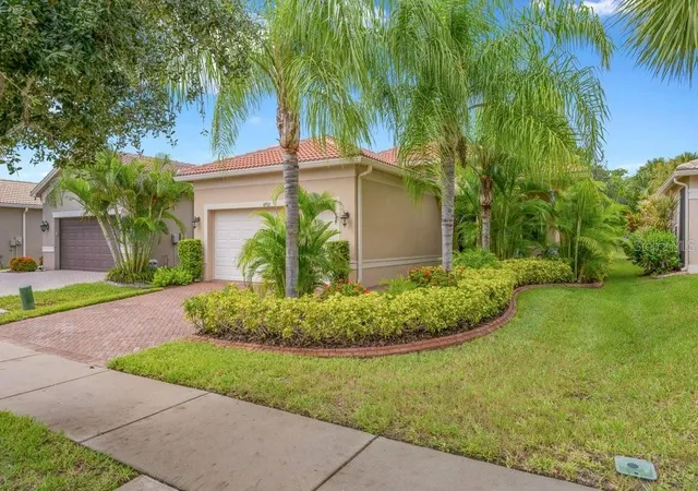 Photo 1 of Single family home for sale at 4952 Sandy Glen Wy, Wimauma, FL 33598 | MLS# TB8542117 | Listing updated on 2026-08-31