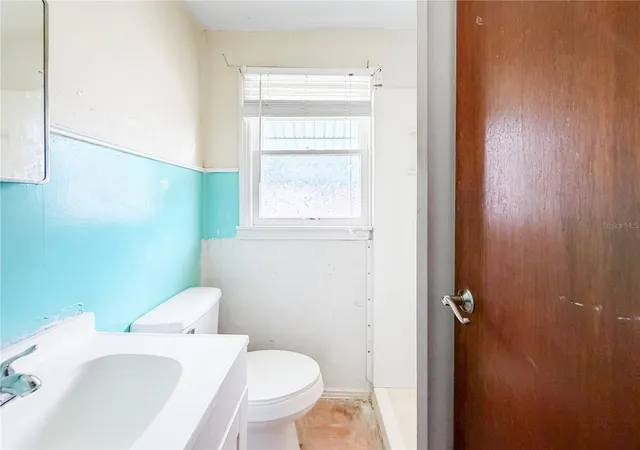 Photo 4 of House for sale at 1455 10Th St Nw, Largo, FL 33770 | MLS# TB8542120 | Listing updated on 2026-10-29