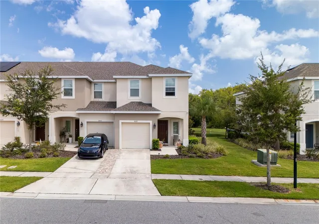 Photo 3 of Townhouse for sale at 2037 Crystal Bell St, Orlando, FL 32824 | MLS# S5156248 | Listing updated on 2026-09-01